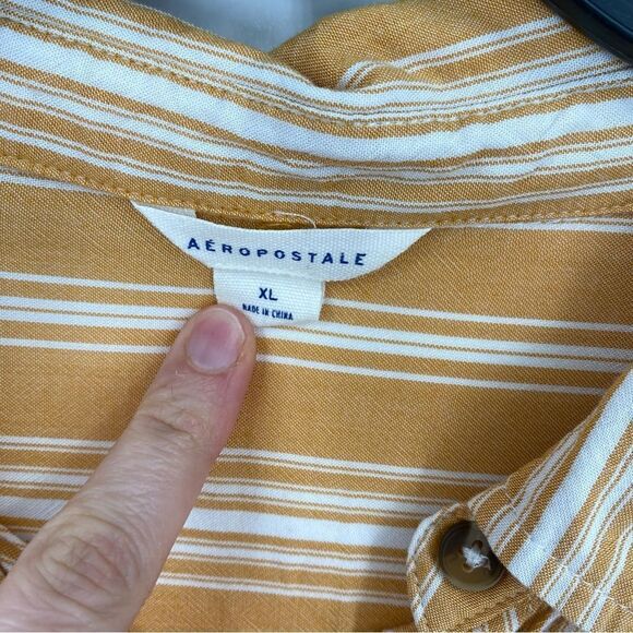 Aeropostale Women’s Button Tie Front Long Sleeve Yellow Striped Shirt size XL - Picture 2 of 3